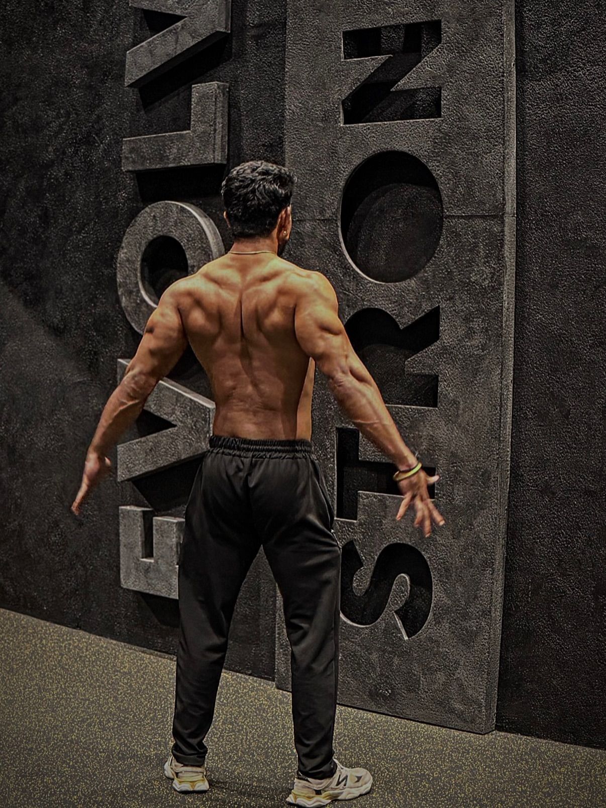 Athlete portrait at the EVOLVE wall